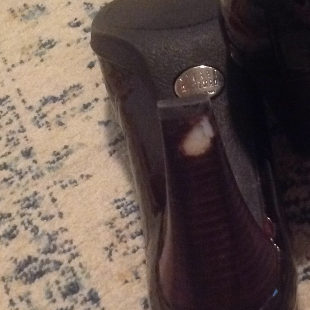 Stuart Weizmann Brown Patent Croc Pumps - image 5